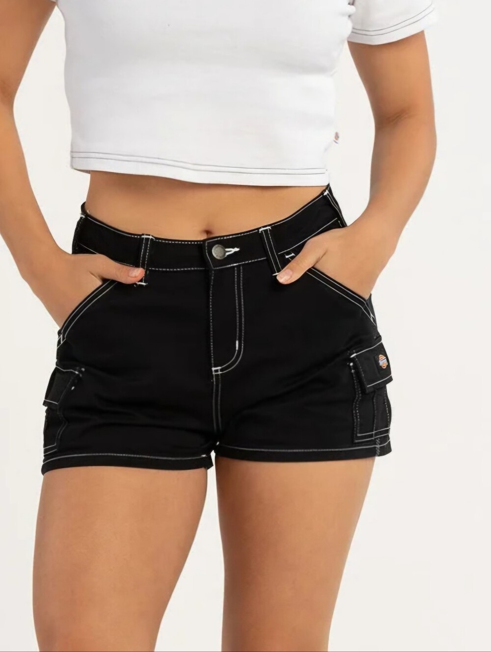 Dickies Women's Black Cargo Shorts Size 5/27